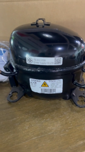 Embraco คอมเพรสเซอร์  รุ่น  EMX3117U น้ำยา R290