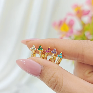 Diamond Flower Hoop Earring for Baby Girl Gold Hypoallergenic Small Stud Earrings Do Not Fade Jewel