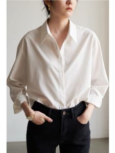 Spring 2025 Womens Loose Hanging Style Basic White Shirt Simple Lazy Fashion Simple Base Model Office Lady Style Long Sleeve