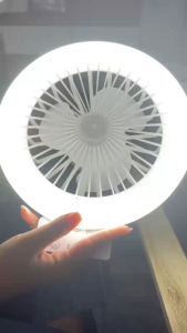 หลอดไฟพัดลมติดเพดาน LED ปรับความสว่างได้ ใช้รีโมทควบคุม แรงลมปรับได้3ระดับ หลอดไฟLED 30/50/80/100W ขั้วE27 หลอดไฟพัดลม 2IN1 เสียงเงียบ fan light bulb พัดลมติดเพดาน โคมไฟพัดลม