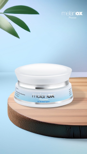 Melanox Premium Whitening Cream 14 Gr Krim Mencerahkan Dan Menghaluskan Kulit Wajah Mengandung Bahan Alami Seperti Ekstrak Bunga Sakura Arbutin Vitamin E Dan Minyak Zaitun