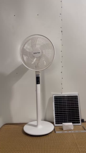 Quạt cây năng lượng mặt trời quạt cây tích điện dùng 6-12h mẫu mới 2025 kèm romote sạc điện 220V