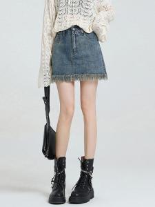 กระโปรงยีนส์ทรงเอเข้ารูปสไตล์เกาหลีสำหรับผู้หญิง กระโปรงสั้นทรงเอผ่าหน้าดีไซน์บาง กระโปรงสั้นทรงเอเข้ารูปแบบย้อนยุค