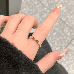 Luxurious H Shaped Imitation White Mother of Pearl Ring for Women Titanium Steel Fashionable Unique Design Index Finger Ring