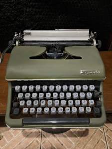 Type writer different unit available With free 3 Brandnew Ribbon
