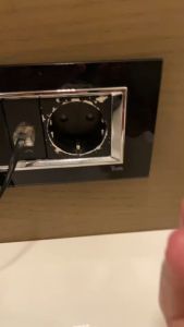 ปลั๊กแปลง ปลั๊กเดินทาง ปลั๊กแปลงใช้ในต่างประเทศ ใช้ในยุโรป เกาหลี อินเดีย มาเลเซีย ญี่ปุ่น ซาอุ ออสเตเลีย Travel Adaper ทุกประเทศทั่วโลก