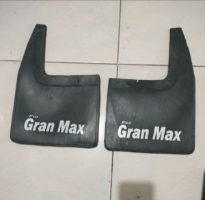 KARPET LUMPUR RODA GRAND MAX Harga 1 set 2 Pcs