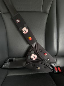 Children's Seat Belt Protective Case Adjustment Holder: Cute Cartoon Baby Anti-Strangulation Neck Car Safety Belt Shoulder Sleeve