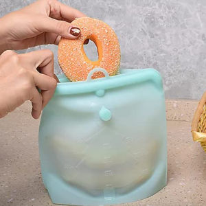 Kitchen food grade storage fresh-keeping bag vacuum packaging self sealing bag for broth frozen food silicone fresh-keeping bag