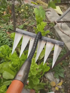 🔥คราดฟัน คราดหญ้า 7ฟัน 6ฟัน 5ฟัน 4ฟัน คราดทำสวน จอบฟันวัชพืช แข็งแรง ทนทาน ไม่งอง่าย คราดเหล็ก คราดถากหญ้า เหล็กแมงกานีส