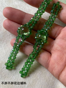 กระดานปักตัวล็อคคริสตัลสีเขียวทำมือ อุปกรณ์ตกแต่งเสื้อผ้าฮันฟู่ อุปกรณ์เสริมกระโปรงสั้นสไตล์โบราณ อุปกรณ์เย็บปะติดปะต่อกัน