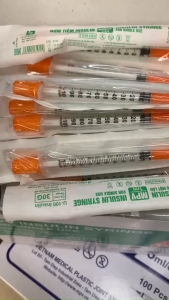 Bơm Kim tiểu đường tiêm insulin hàng MPV 1ml 100UI (hộp 100 cây) mpv