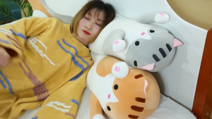 Cervo Baby Long Cat Plush Toy Pillow 50/70/90/110cm Soft Stuffed Kitten Pillow Kids Birthday Gift 猫咪抱枕