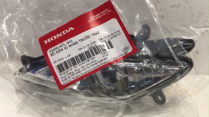 33450KTL641 - BỘ ĐÈN XI NHAN TRƯỚC TRÁI WAVE ANPHA 100 -110 WAVE S 100 ( CHÓA TRẮNG)