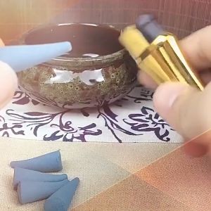 Tempat Membakar Dupa Keramik Kerucut Pembakar Kayu Cendana Untuk Yenpao Dupa Lingkar 95 X 7cm