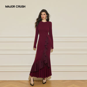 Elegant Fitted Red Evening Dress