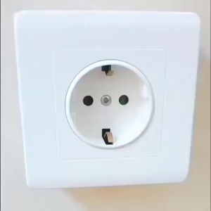 POWER SOCKET EXTENSION 3 IN 1 180 DEGREE SWIVEL SOCKET CONVERTER MACARON