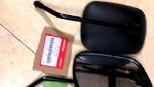 Kính hậu bagac xe Lôi