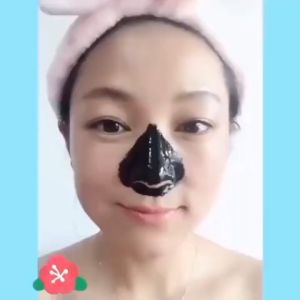 Masker Hidung dari Charcoal & Bamboo: Solusi Blackhead Alami