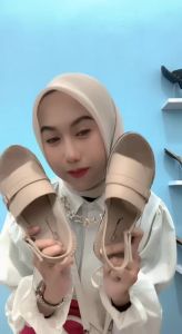 Sandal Wanita Terbaru 2024: Azizah & Talincang