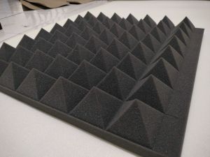 PEREDAM SUARA Busa Pyramid Motif Tebal 5cm & 6cmPeredam Dinding Studio Musik/Recording