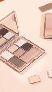 Judydoll Playful Seven-Color Palette All-In-One Eyeshadow Light Soft Earth-tone Blush Highlighter Contour Non-sticky