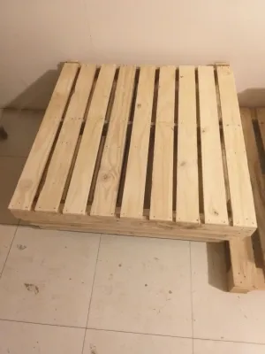 giường pallet gỗ thông gấp gọn nhiều kích thước kín chân cao 15cm