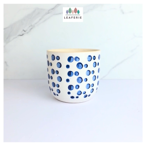 The Leaferie Cirra plant pots. Ceramic flowerpot . flowerpots . flower pot planter planters Flowers