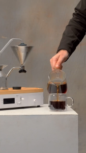 Barisieur Grande - Coffee & Tea Brewer with Built-In Alarm (220-240V)