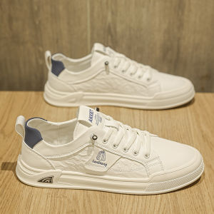 Mens Casual Flat Shoes Spring Autumn Breathable Slip-On Thin Style Korean Versatile Flat Leather Shoes White Leisure Shoes