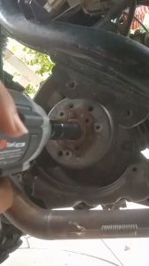 Cordless Impact Wrench Brushless 320 N.m Mesin Bor Buka Baut Baterai 320Nm KW426