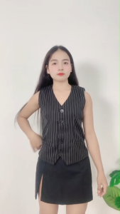 ชุดเซ็ตผู้หญิงเกาหลีสุดชิค เสื้อกั๊กสูทแมทช์กางเกงขายาวทรงกว้าง