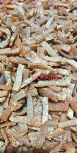 Kerupuk kulit babi/kerupuk kulit babi siap goreng/kerupuk babi isi/kerupuk kulit samcen 1kg