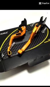 ก้านเบรคตรงรุ่น All New2025 V5 Honda Lead125 รุ่น Special Edition และ Giorno(CBS)2023 รุ่น Standard งานอลูมิเนียม CNC ปรับระดับได้ สวยทนแข็งแรง ใส่ได้เฉพาะคอมบายเบรคเท่านั้น มือเบรคจีออโน่ ตัวคอมบาย และฮอนด้าหลีด2025 เท่านั้น