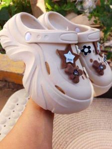 Womens Poop Hole Shoes New Arrival Best Selling Height Increasing Summer Non-Slip Muffin Cartoon Thick Sole Stylish Beach Closed-Toe Slippers