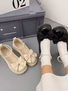 คลาสหนังเล็กส้นรองเท้าแฟชั่นแมรี่เจนสำหรับผู้หญิง ตกแต่งข้อเท้าโบว์มูลคุณภาพ 20+ รองเท้าหนังเล็กส้นหนาระดับ 35+ ฟิลเลอร์ ผู้หญิงที่จะไม่เจ็บเท้าของคุณ