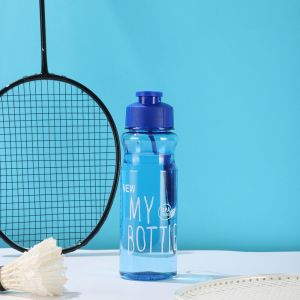 Chai nước bằng nhựa 550ml Cốc thể thao cầm tay với dây chống nước ngoài trời chứa màu trong suốt Vật nuôi lật