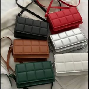 กระเป้าสะพายผญ แฟชั่น เรียบง่าย เกาหลี กระเป๋าแฟชั่น กระเป๋าสะพายข้าง คุณภาพสูง แพทย์เสริมจมูก คลินิก การแพทย์