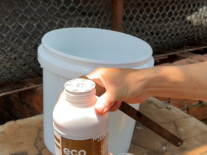 Pig Pen Deodorizer Liquid ECO CLEAN 1L with Beneficial Microbes for Piggery Odor Control & Farm Care