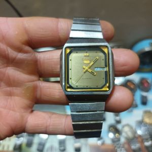Đồng hồ Seiko 5 chém cạnh xám ghi automatic zin cổ xưa máy miyota 8200 bản cao cấp