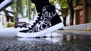 Lace Up High Cut Sneakers For Men Korean Fashion Breathable Rubber Shoes Comfortable Flat Casual Running Shoes For Men Graffiti Shoes On Sale