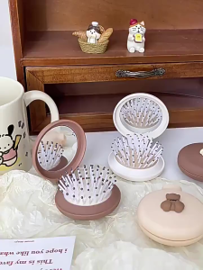 Sanrio Airbag Comb Kuromi Cinnamoroll My Melody Pompompurin Mini Portable Air Cushion Comb Mirror Folding Massage Comb