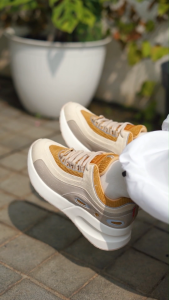 SNEAKYPAIR Wind Mixed Cereal Sepatu Wanita Sneakers Shoes