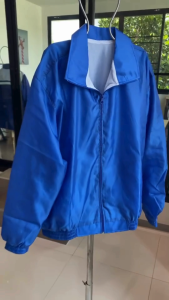 เสื้อแขนยาว : ผ้าร่ม (สีน้ำเงิน) Free Size ผ้าร่ม ซับตาข่ายสีน้ำเงิน กันแดด กันลม ราคาโรงงาน พร้อมส่งราคาถูก