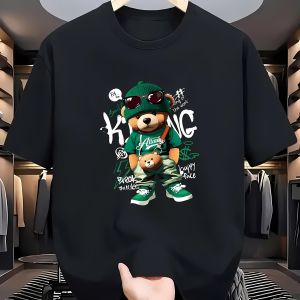 2025 Summer New Mens T-shirt Casual and fashionable geometric bear pattern printed mens T-shirt