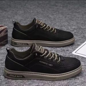 Sepatu Sneakers Import Pria Wanita Putih Hitam Sepatu Trendy Kerja Sekolah Kuliah Liburan Casual Shoes