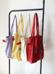 Korean Style Large Capacity Nylon Shoulder Bag Womens Casual Versatile Portable Drawstring Tote Bag Soft Handbag Canvas Interior