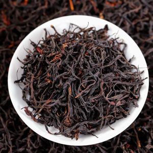Yunnan Dian Hong Special Grade Lincang Big Snow Mountain Wild Ancient Tree Red Tea Pure Material Sun-dried Tea Flower Fruit Fragrance 250g Gift Box