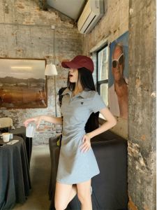 Váy Ngắn Tay Thêu Đơn Giản Cho Nữ Mùa Thu 2025 Váy Ngắn Ôm Vừa Vặn Gợi Cảm Mới Váy Chữ a Cạp Cao Thường Ngày Mùa Hè