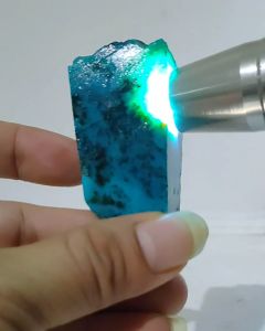 bahan batu bacan doko full kristal super HQ batu yg dikirim sesuai foto kode53